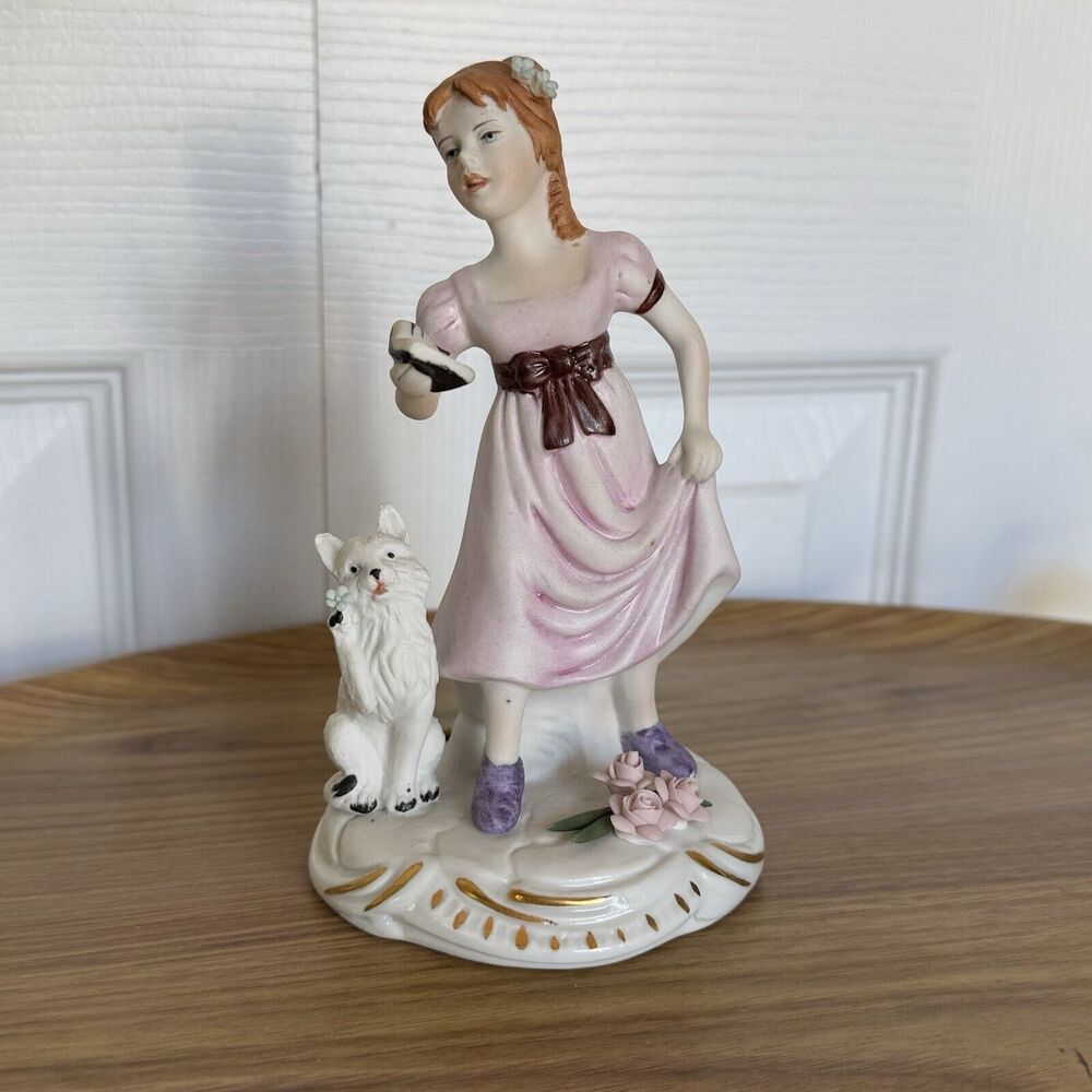 Vintage Nuova Capodimonte Singing Girl With Fox Pink Roses Porcelain Figurine